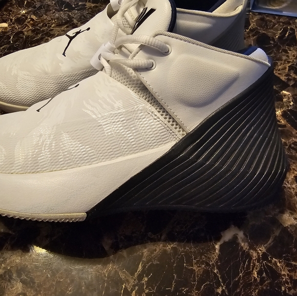 Nike Air Jordan Why Not Basketball Shoe - Picture 2 of 9